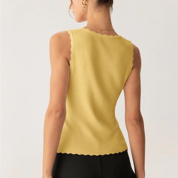 Rihoas Yellow Tie-Front Knit Tank Top - Picture 4 of 9